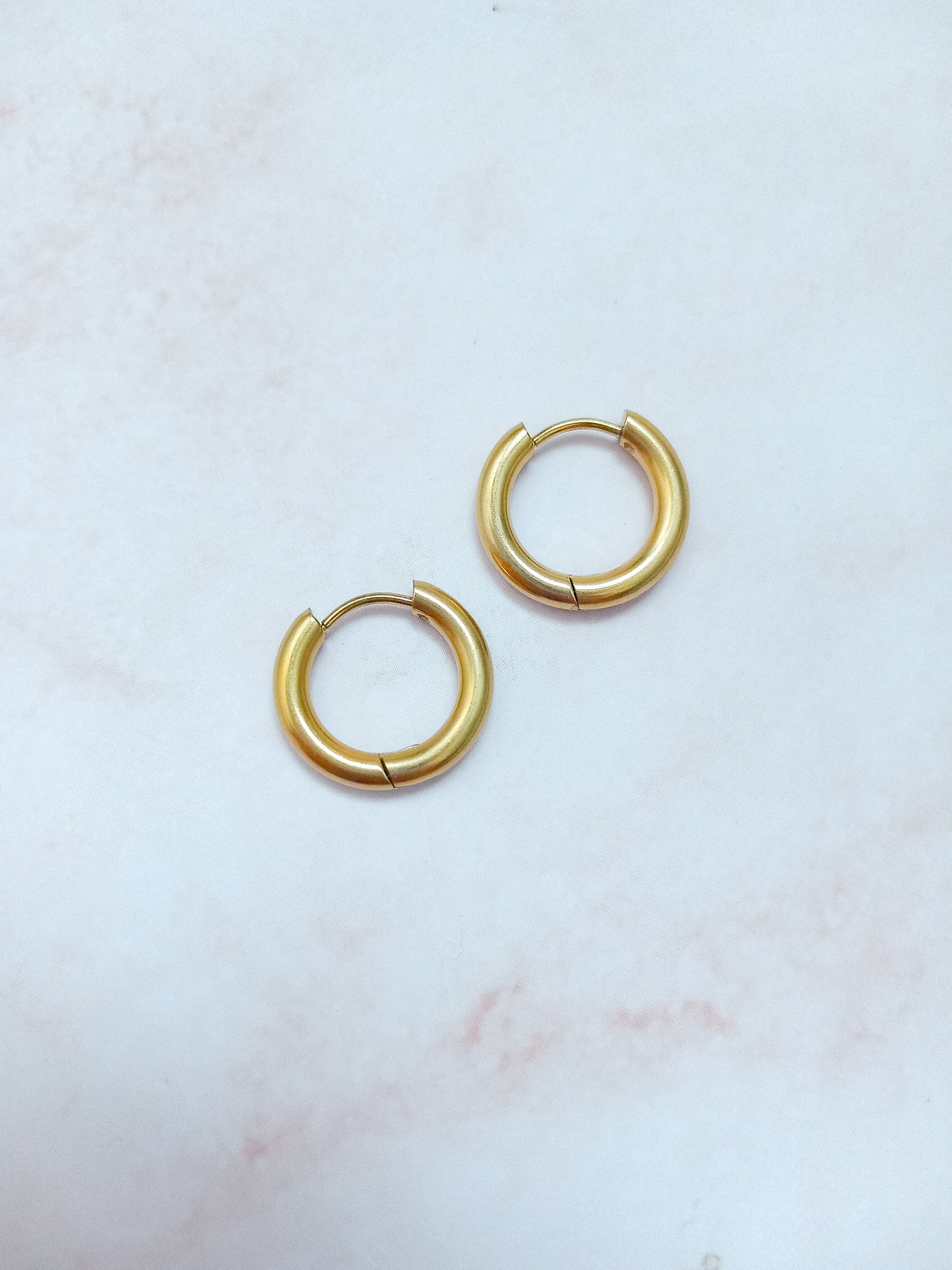 Simple 18k Huggie Hoops