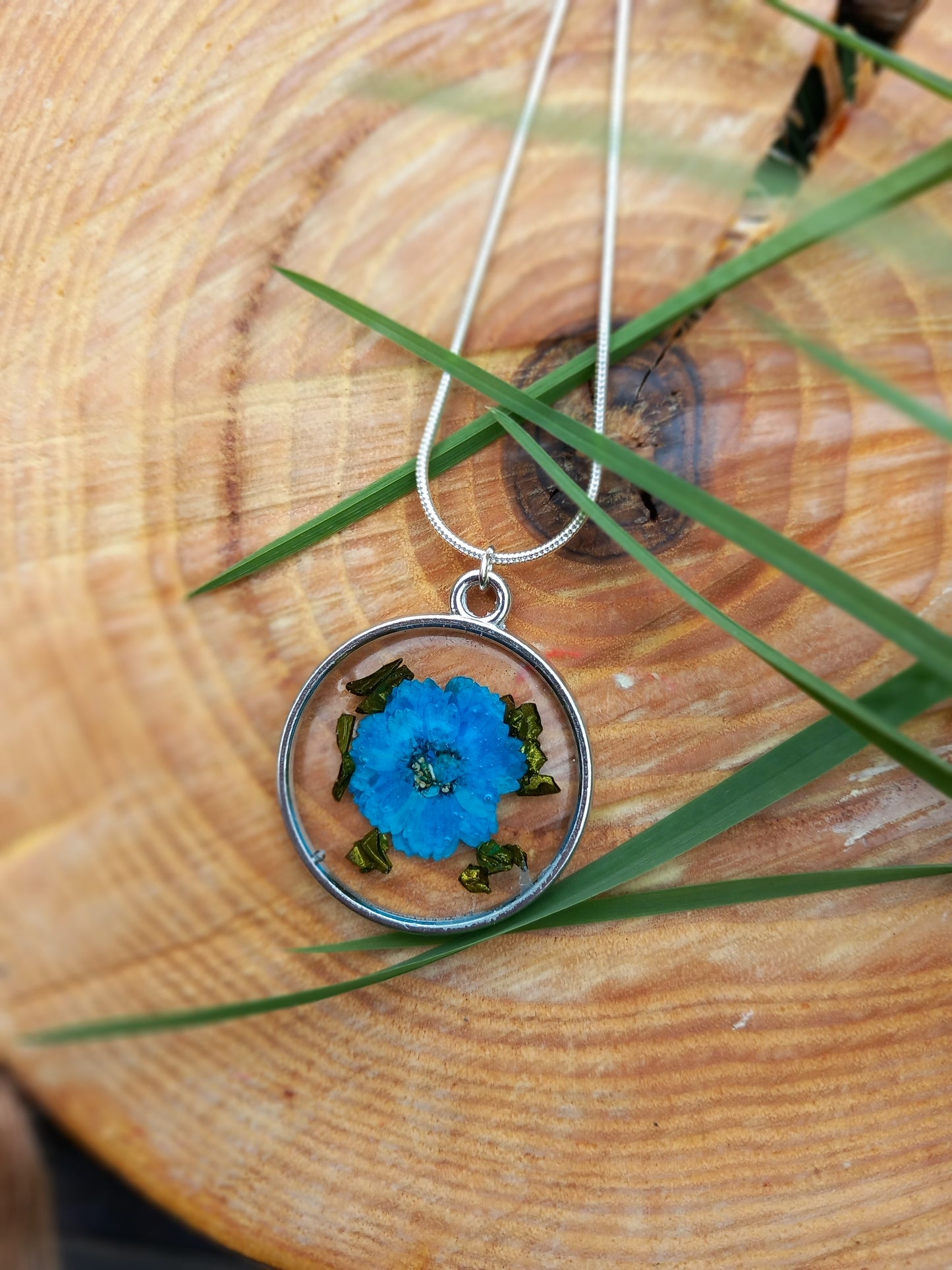 Pressed Flower Window Necklace