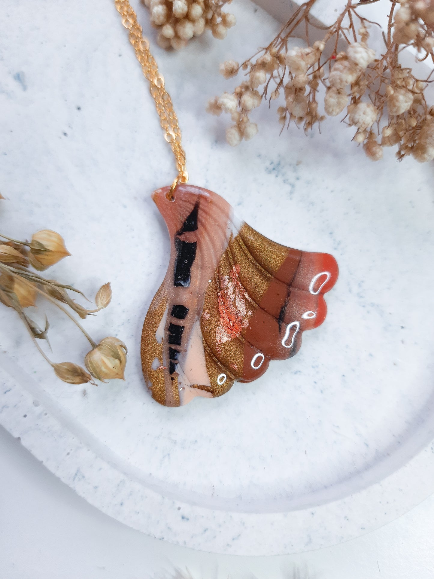 Art Deco Wavy Fan Polymerclay Necklace
