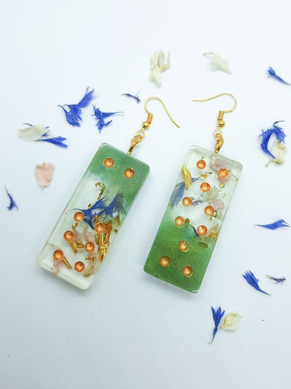 Domino Dried Flower Earrings