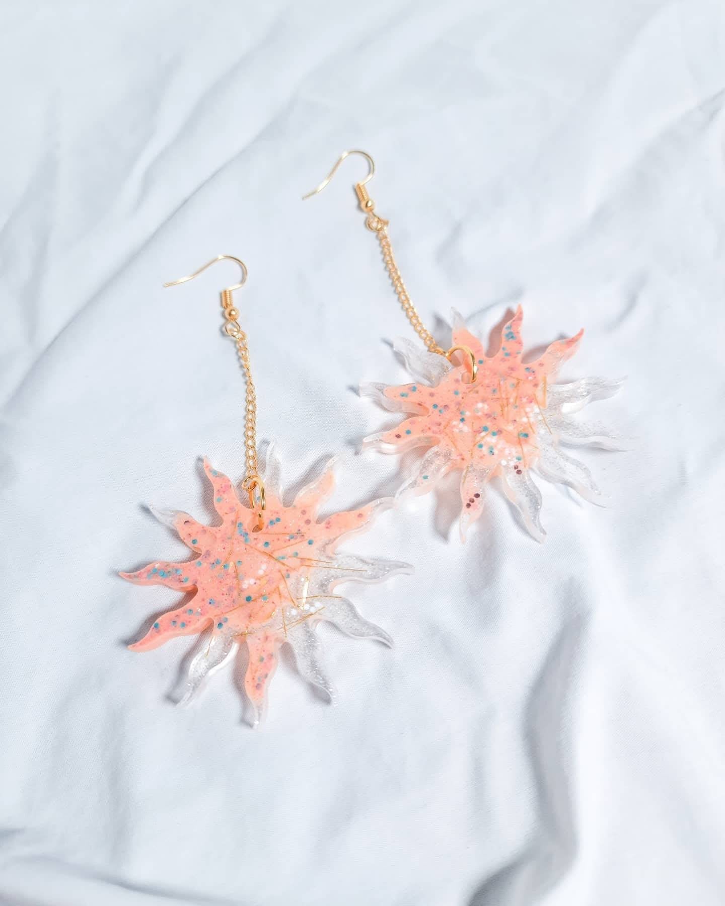 Sunburst Dangle Earrings - Resin Peach Glitter Sun Summer Handmade