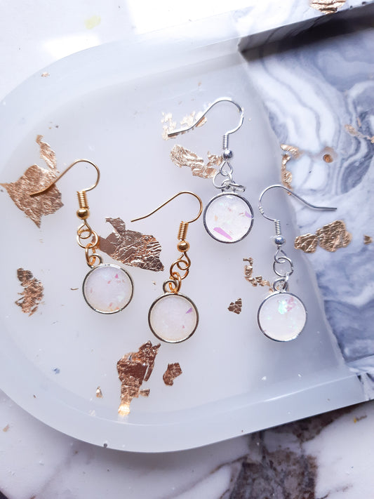 Minimalist Resin Pendant Bracelet